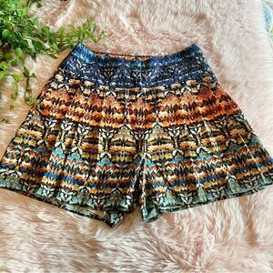 Bebe Y2K Colorful Orange Blue Boho Western High Waisted Pleat Front Shorts Sz 0